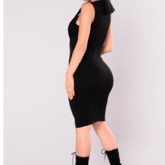 NWT ⭐️ REVAMPED Bodycon Lace Up Tight Mid Calf 3/4 Length Sexy Black Dress 4 6 S - Picture 2 of 7